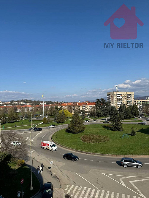 Продаж трикімнатної квартири в центрі міста пл.Богдана Хмельницького. Uzhhorod - photo 13