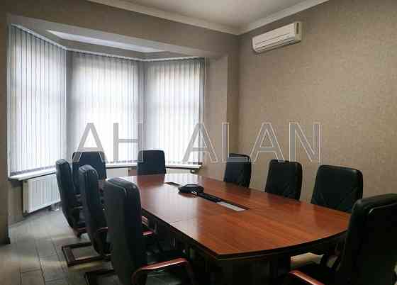 Оренда офісне приміщення на Воздвиженська вул., 21/23 приміщень - 4, поверх - 2/4 Київ