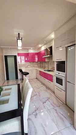 Продаж Квартира 3-кімнатна, 7/10 поверх на Пулюя, 15а Ивано-Франковск