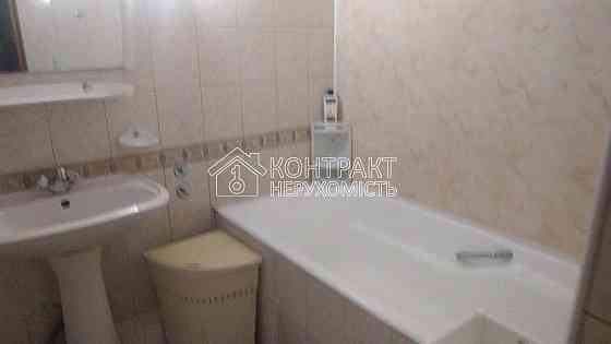 Продаж Квартира 5-кімнатна, 3/5 поверх на вул. Куликівська Харків