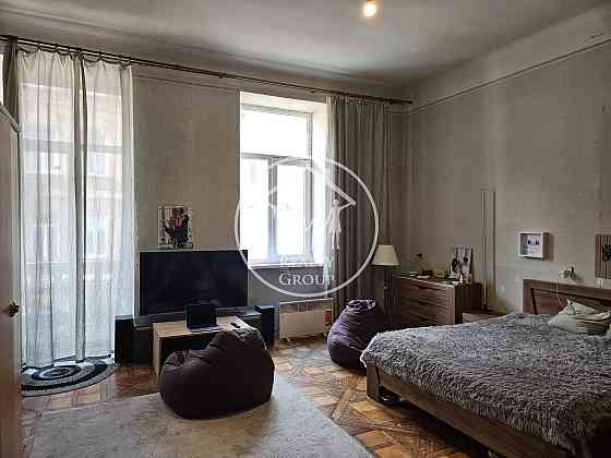 Продаж Квартира 3-кімнатна, 2/3 поверх на Вітовського вул., 5А Львов