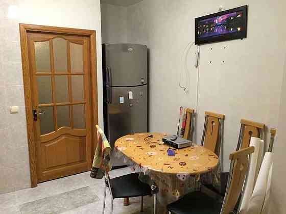 Оренда Квартира 3-кімнатна, 10/16 поверх на ул. Василия Стуса, 27 Київ