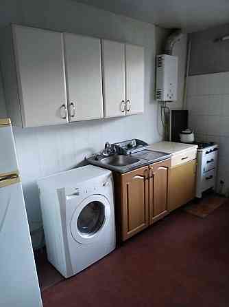 Оренда Квартира 1-кімнатна, 1/1 поверх на Циалковського, 2 Киев