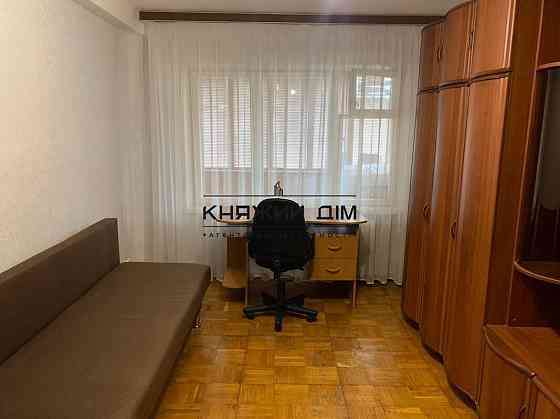 Оренда Квартира 2-кімнатна, 1/5 поверх на вул. Курнатовского ул./Остафія Дашкевича Київ