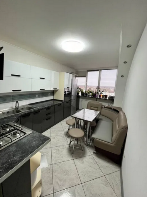 Продаж 2к квартири, 65 м.кв, вул. Тролейбусна Тернопіль - фото 1