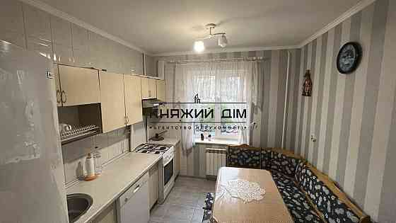 Оренда Квартира 3-кімнатна, 6/9 поверх на Бажана Николая просп. Kiev