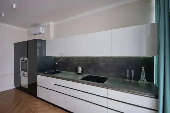 Оренда 2к Квартира 65 кв.м Удельный переулок, 6 Одеса