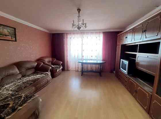 Продаж Квартира 4-кімнатна, 9/9 поверх на Осенняя ул., 13 Б Дніпро