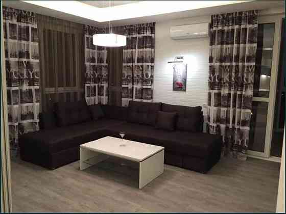 Оренда Квартира 2-кімнатна, 10/15 поверх на пр. Николая Бажана, 1-а Київ