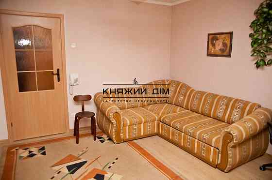 Оренда Квартира 1-кімнатна на вул. Антоновича Киев