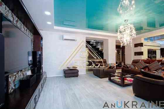 Продам  двухуровневый пентхаус в новом доме на Палубной Одесса