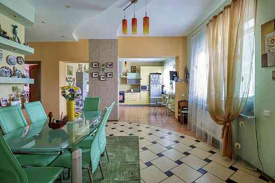 Продаж Будинок 5-кімнатний на вул. Шухевича Zymna Voda