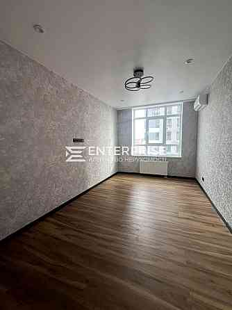 Оренда Квартира 2-кімнатна, 15/25 поверх на вул. Бережанська Kiev