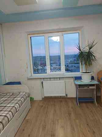 Продаж Квартира 2-кімнатна, 9/10 поверх на вул. вул.Захисників України Пісочин