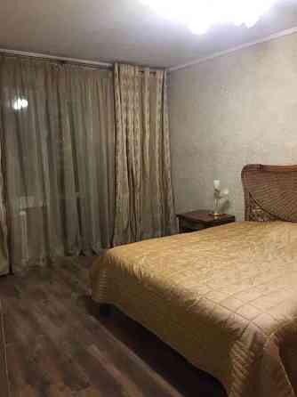 Оренда Квартира 2-кімнатна, 15/16 поверх на ул. Михаила Драгоманова, 8б Kiev