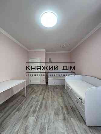 Продаж Квартира 3-кімнатна, 16/26 поверх на вул. Трутенко Онуфрия ул./Михайла Максимовича Київ