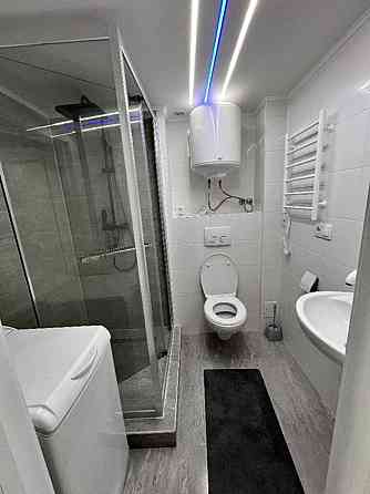 Оренда Квартира 1-кімнатна, 12/12 поверх на Камянська, 127 Київ