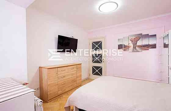 Продаж Квартира 3-кімнатна, 7/12 поверх на вул. Митрополита Андрія Шептицького Київ