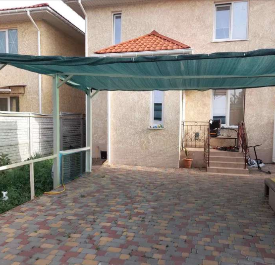 Дом с ремонтом в центре Червоного Хутора. Лиманка