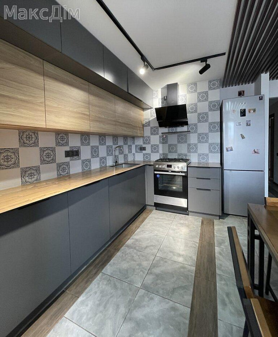 Продаж Гараж/паркомісце на вул. Тролейбусна 10/10 поверх Ternopil' - photo 1