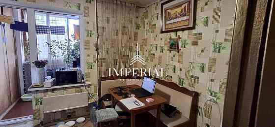 Продаж Квартира 4-кімнатна, 7/10 поверх на вул. Олійника Степана Київ