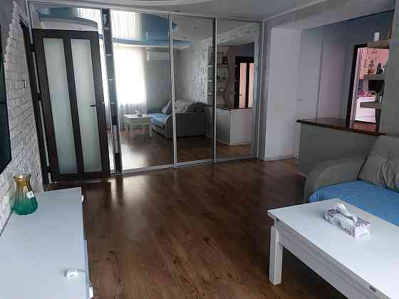 Продается 3-х комнатная квартира в Фонтанке на ул. Центральной Фонтанка