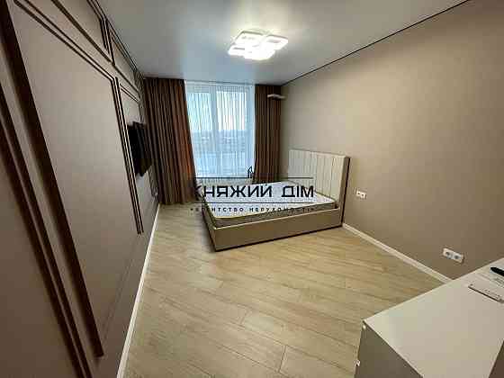 Оренда Квартира 2-кімнатна, 18/28 поверх на вул. Днепровская Набережная Киев