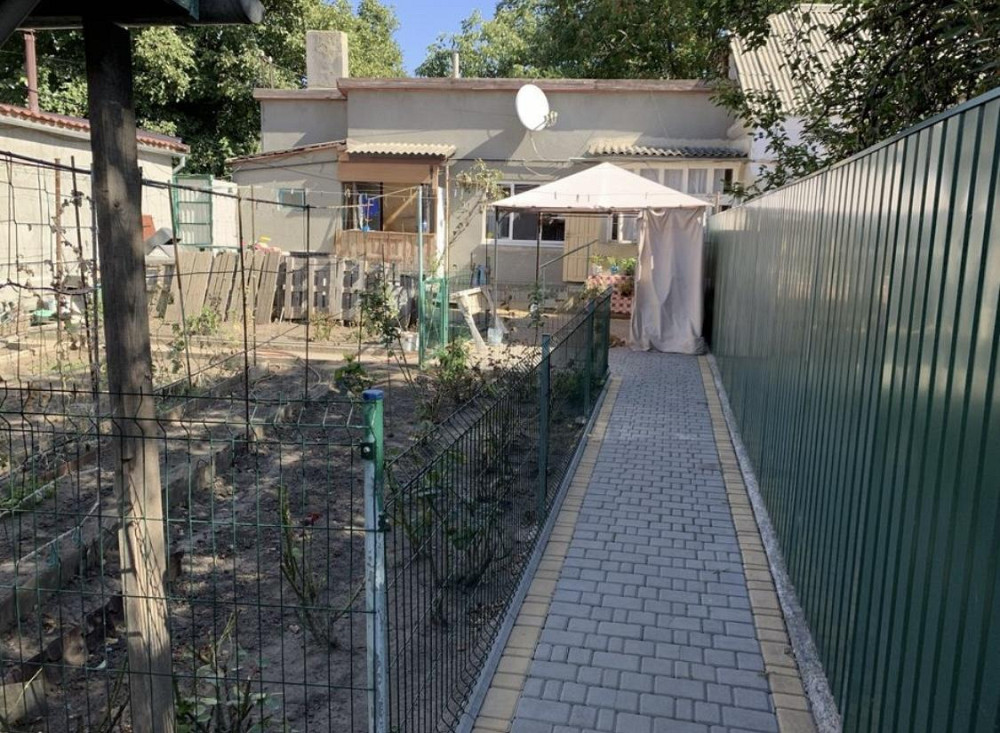 Продам ділянку з будинком під реконструкцію на Кл. Костанді Одеса - фото 1