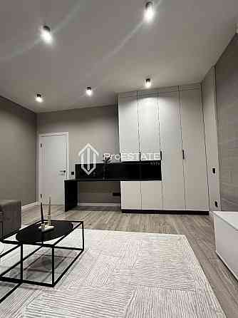 Продаж Квартира 2-кімнатна, 4/25 поверх на вул. Василя Тютюнника Київ