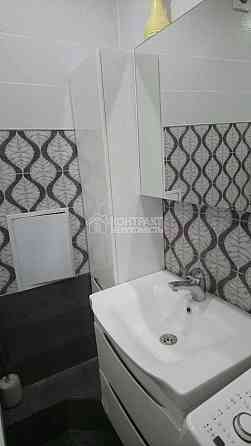 Оренда Квартира 3-кімнатна, 2/9 поверх на вул. Науки Харків