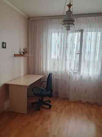 Оренда Квартира 2-кімнатна, 16/16 поверх на Харківське шосе, 154А. Київ