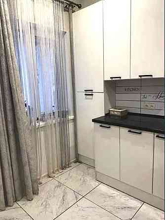 Квартира в малоквартирном доме с капитальным ремонтом Одеса