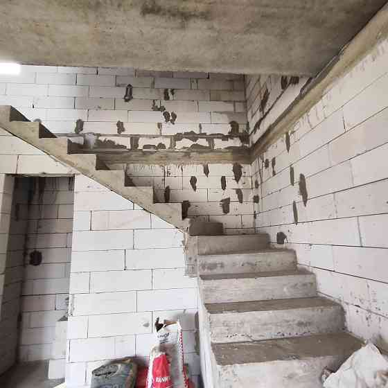 Продаётся новый.2х этажный дом в с. Нерубайское. Нерубайське