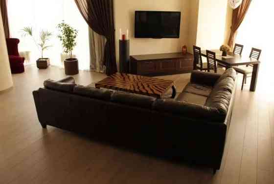 Оренда Квартира 3-кімнатна, 5/22 поверх на Говорова Маршала ул., 18 Одеса