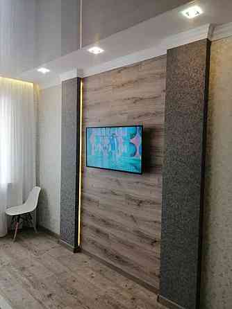 Оренда Квартира 1-кімнатна, 32/35 поверх на Харківське шосе, 19б Київ