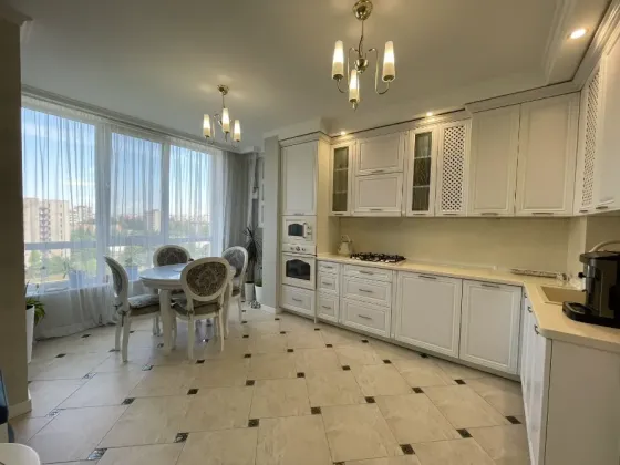 Продажа 2к Квартира 69 кв.м Трускавецька, Континент Львов