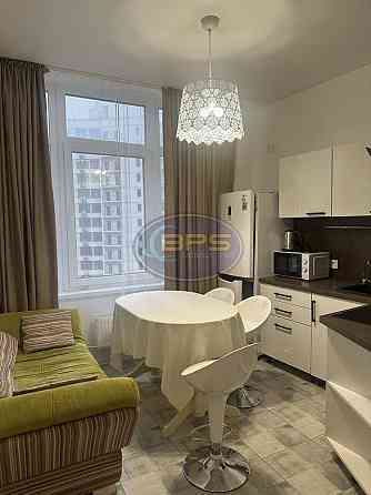 Продаж Квартира 1-кімнатна, 19/28 поверх на вул. Каманіна Одеса