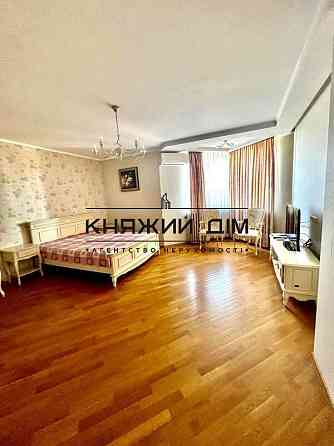 Продаж Квартира 2-кімнатна, 17/23 поверх на Саперно-слободская ул. Kiev