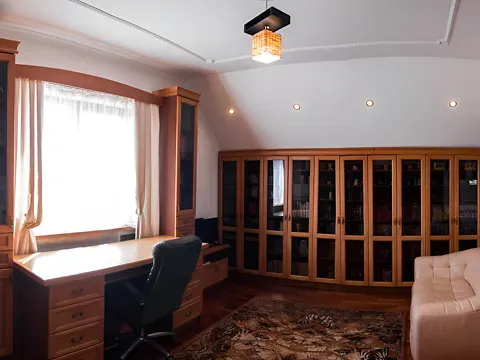 Продаж 2-поверховий   283.6 кв.м 5 кімн. на Лесі Українки вулиця 22А  - фото 10