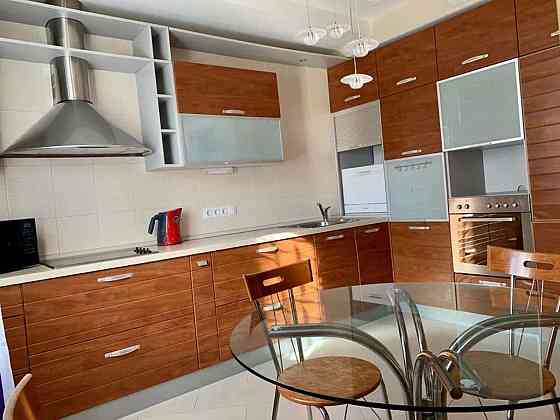 Оренда Квартира 2-кімнатна, 4/10 поверх на ул. Татарская, 7 Київ