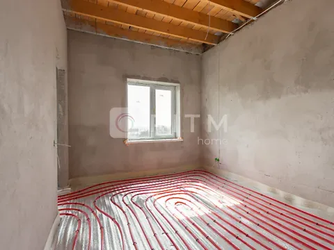 Продажа 1-этажный   88.06 кв.м 2 комн. на Садова вулиця  - изображение 1