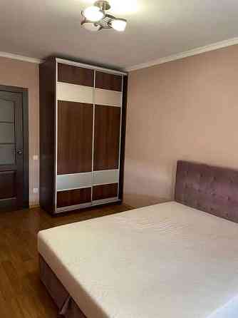 Оренда Квартира 2-кімнатна, 16/23 поверх на Здановської, 85 Kiev