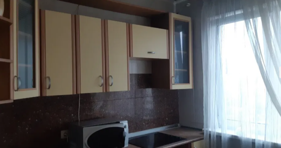 Оренда Квартира 2-кімнатна, 12/12 поверх на Харьківське шоссе, 154 Киев