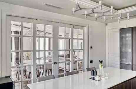 Продаж Квартира 3-кімнатна, 12/16 поверх на Французский б-р Одеса