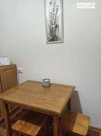 Оренда Квартира 2-кімнатна, 5/5 поверх на ул. Черняховского Київ