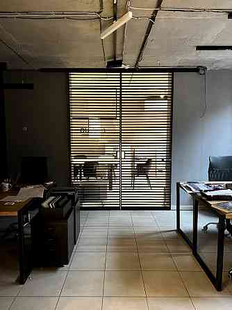 Продаж офісне приміщення на улица Феодосийская, д.2 приміщень - 2, поверх - 1/24 Киев