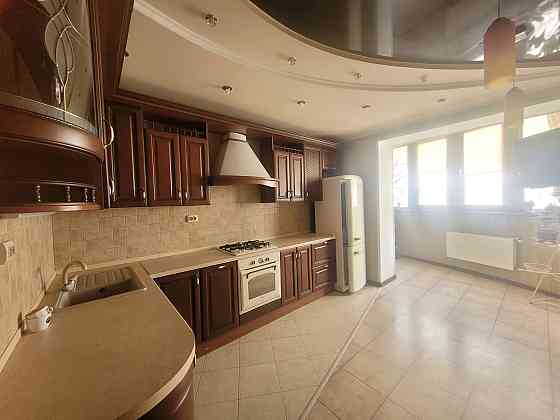 Продам 2 комнатную в центре Таирова. ГАЗ! Костанди ЖК Вернисаж. Одеса