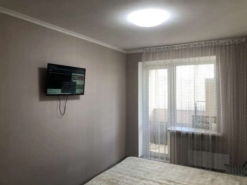 Оренда Квартира 3-кімнатна, 4/9 поверх на ул. Привокзальная Київ - фото 2