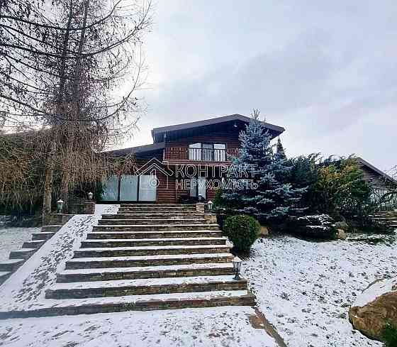 Продаж Будинок 6-кімнатний на вул. Різдвяна Lyubotyn