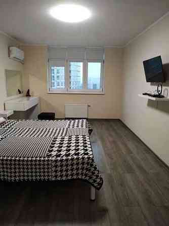 Оренда Квартира 1-кімнатна, 12/25 поверх на ул. Урловская Kiev